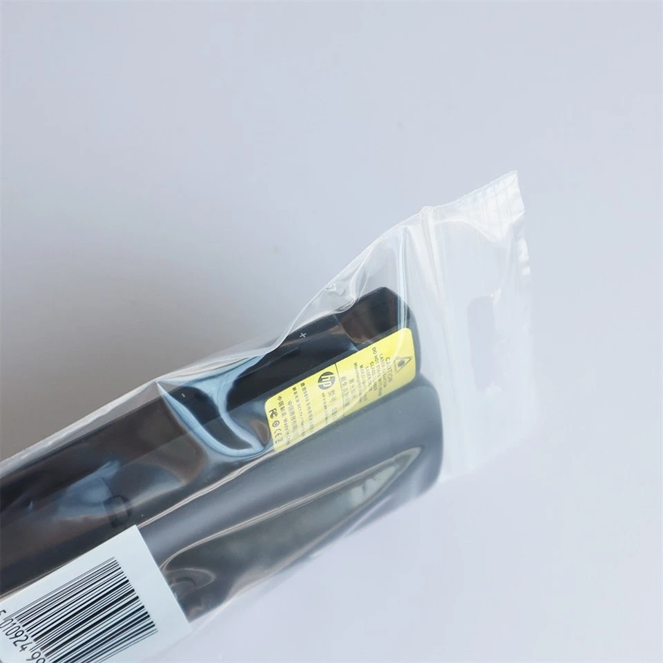 clear plastic zip top bag